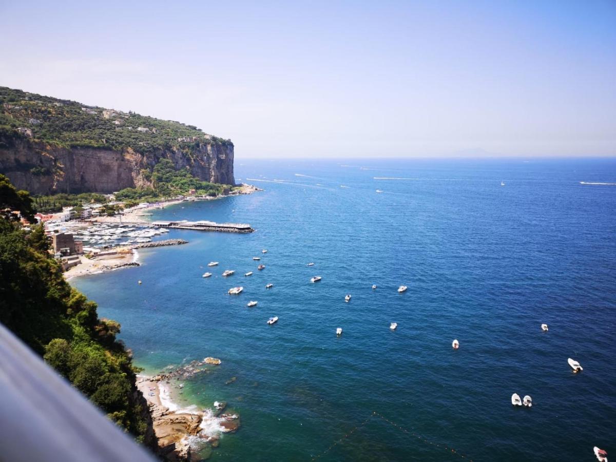 Vittoria Luxury Suite Vico Equense Exteriör bild