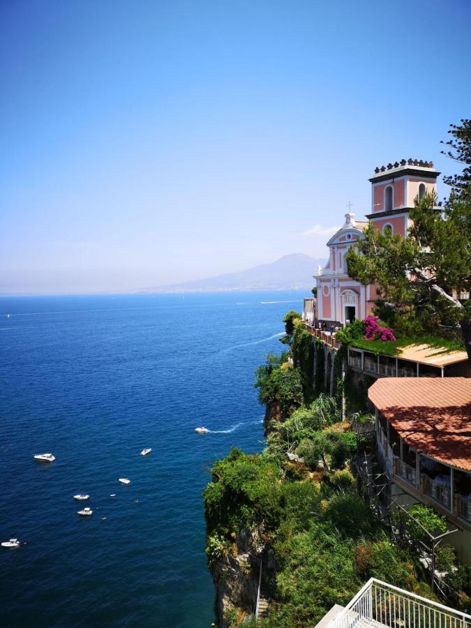 Vittoria Luxury Suite Vico Equense Exteriör bild