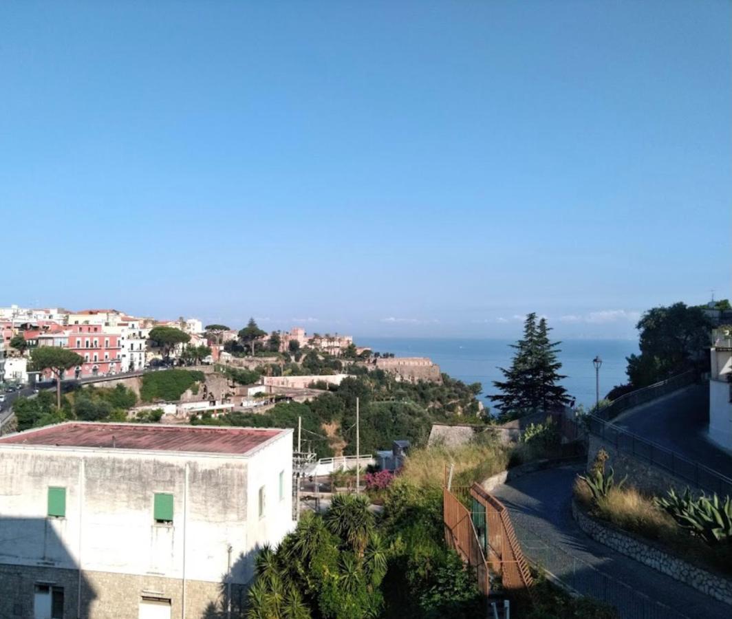 Vittoria Luxury Suite Vico Equense Exteriör bild