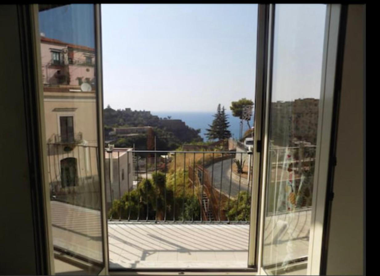 Vittoria Luxury Suite Vico Equense Exteriör bild