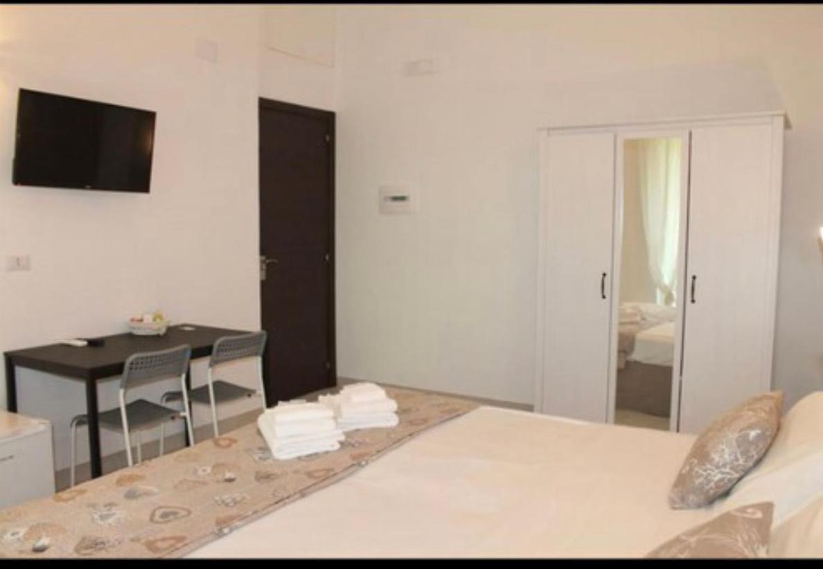 Vittoria Luxury Suite Vico Equense Exteriör bild