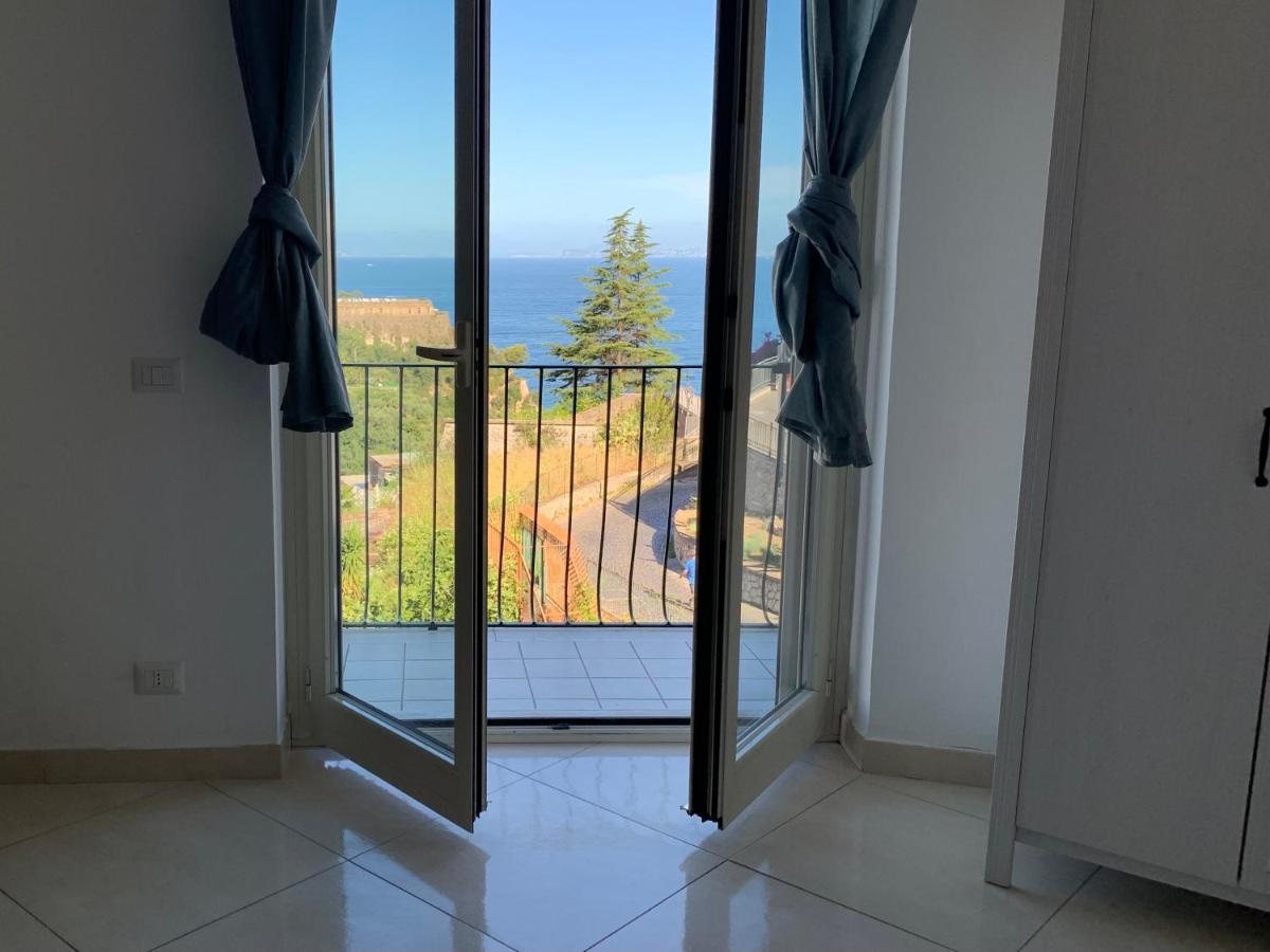 Vittoria Luxury Suite Vico Equense Exteriör bild