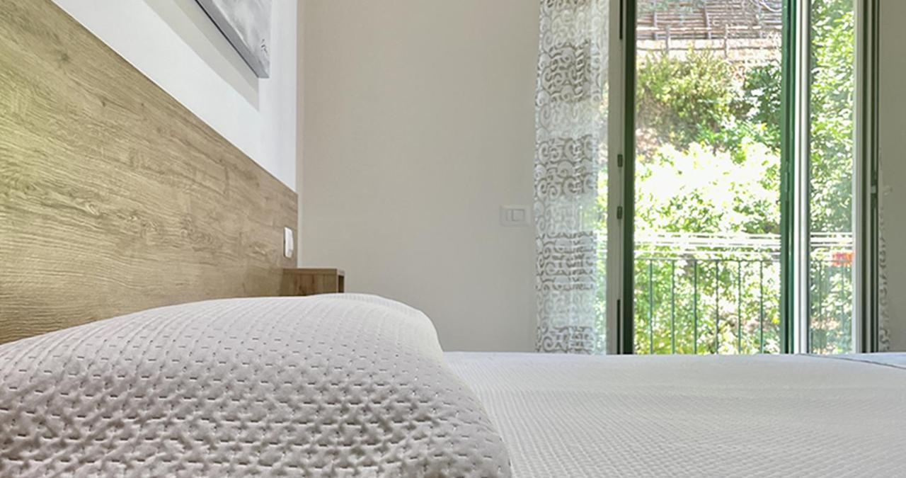 Vittoria Luxury Suite Vico Equense Exteriör bild